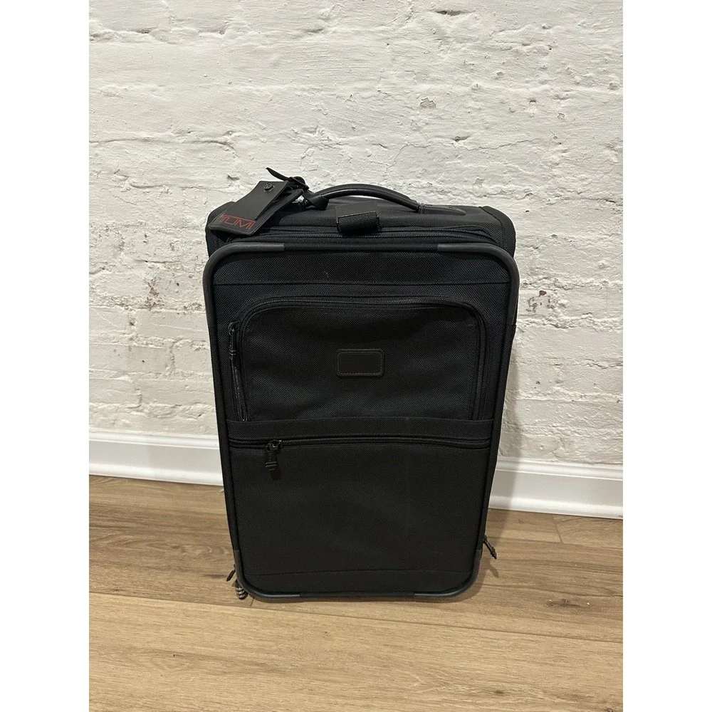 Tumi Alpha Expandable 2 Wheeled International Carry On Luggage Case 20